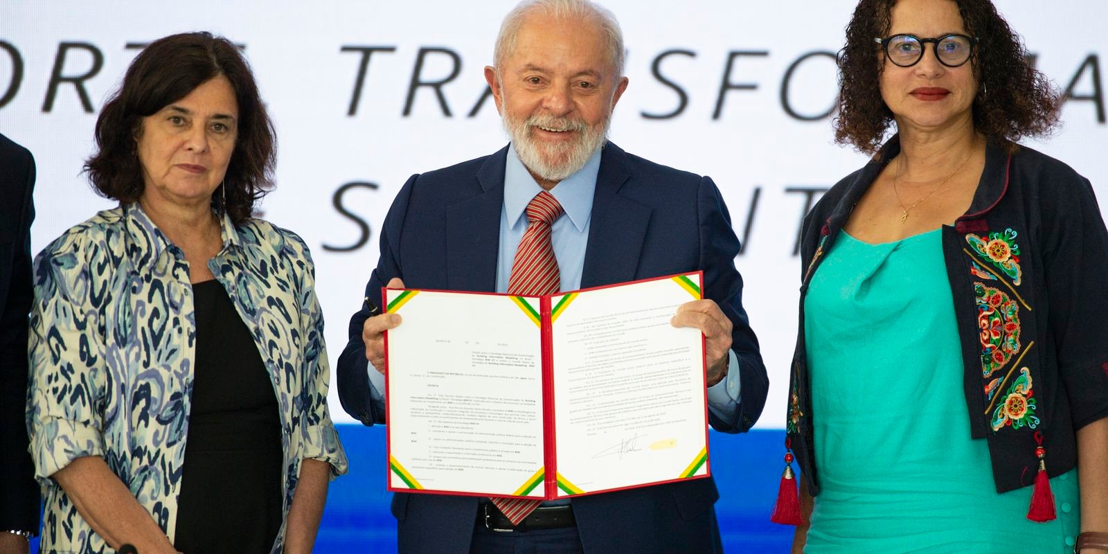 governo-anuncia-nova-politica-para-desenvolvimento-da-industria