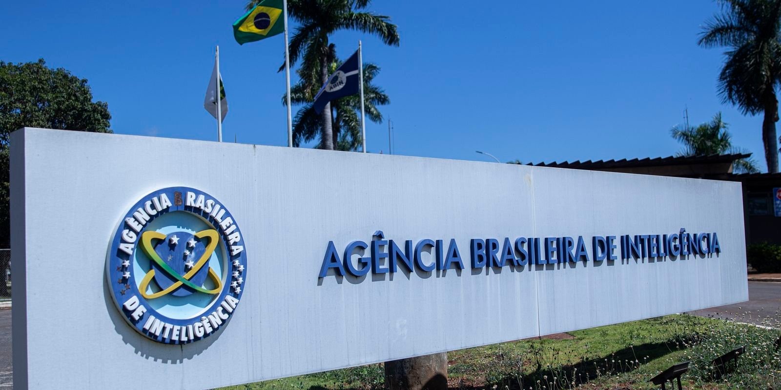 lula-demite-diretor-adjunto-da-abin