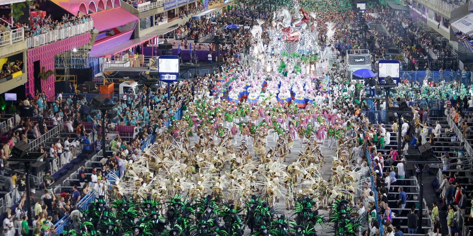concurso-selecionara-80-fotos-sobre-os-40-anos-do-sambodromo-do-rio