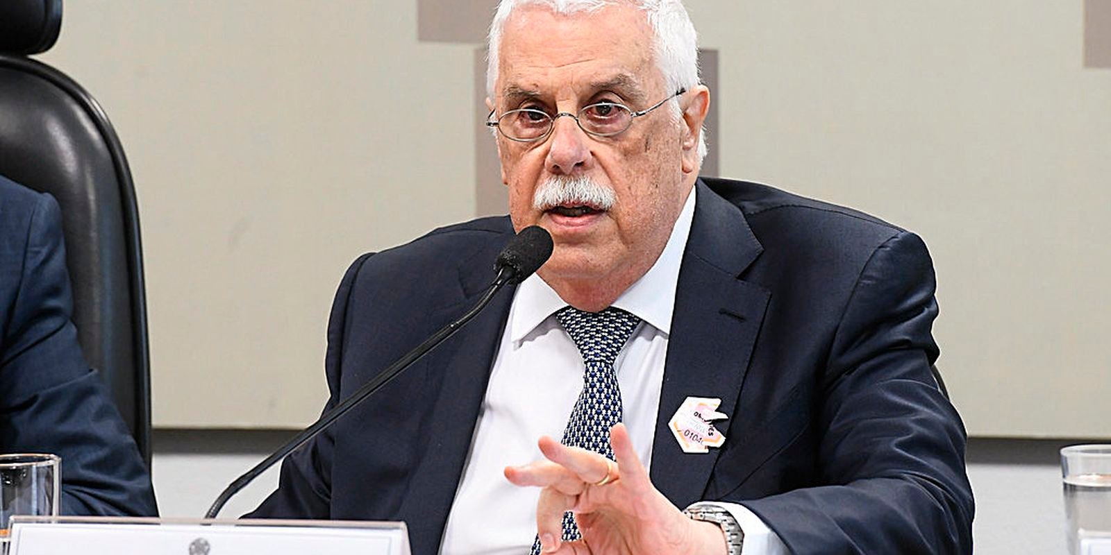 morre-affonso-celso-pastore,-ex-presidente-do-banco-central
