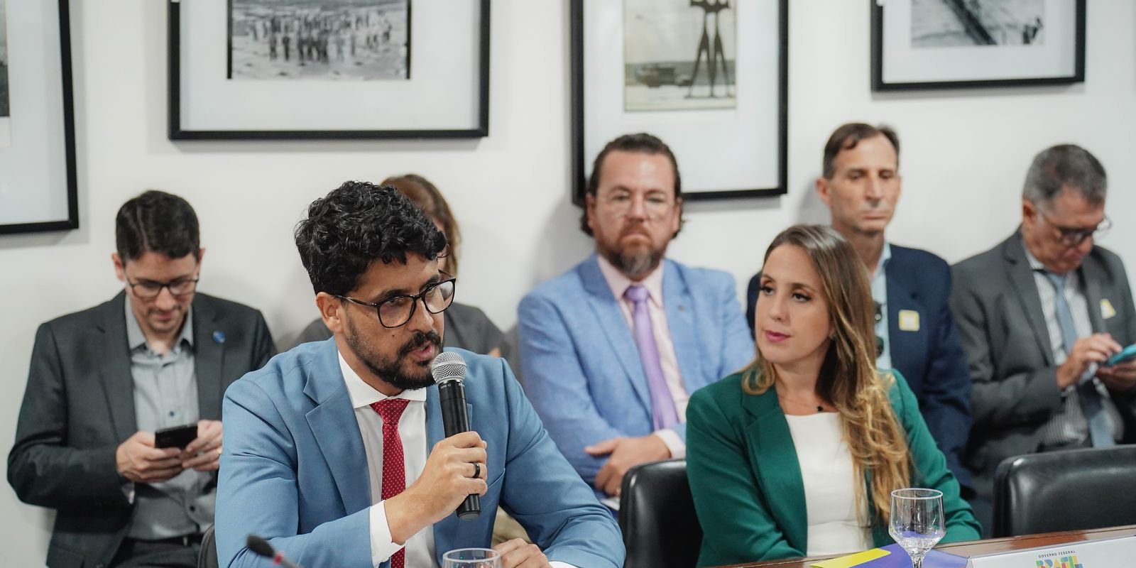 rede-publica-passara-a-contar-com-117-emissoras-de-tv-e-155-de-radio 