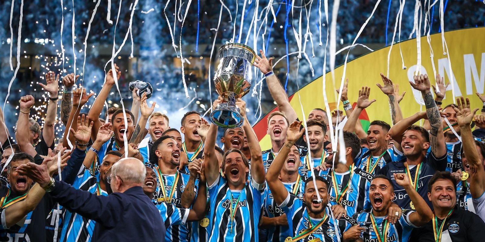 hepta-gaucho,-gremio-puxa-fila-de-primeiros-campeoes-estaduais-do-ano