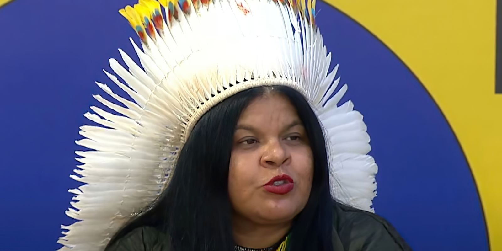 uerj-concede-titulo-de-doutora-honoris-causa-a-sonia-guajajara