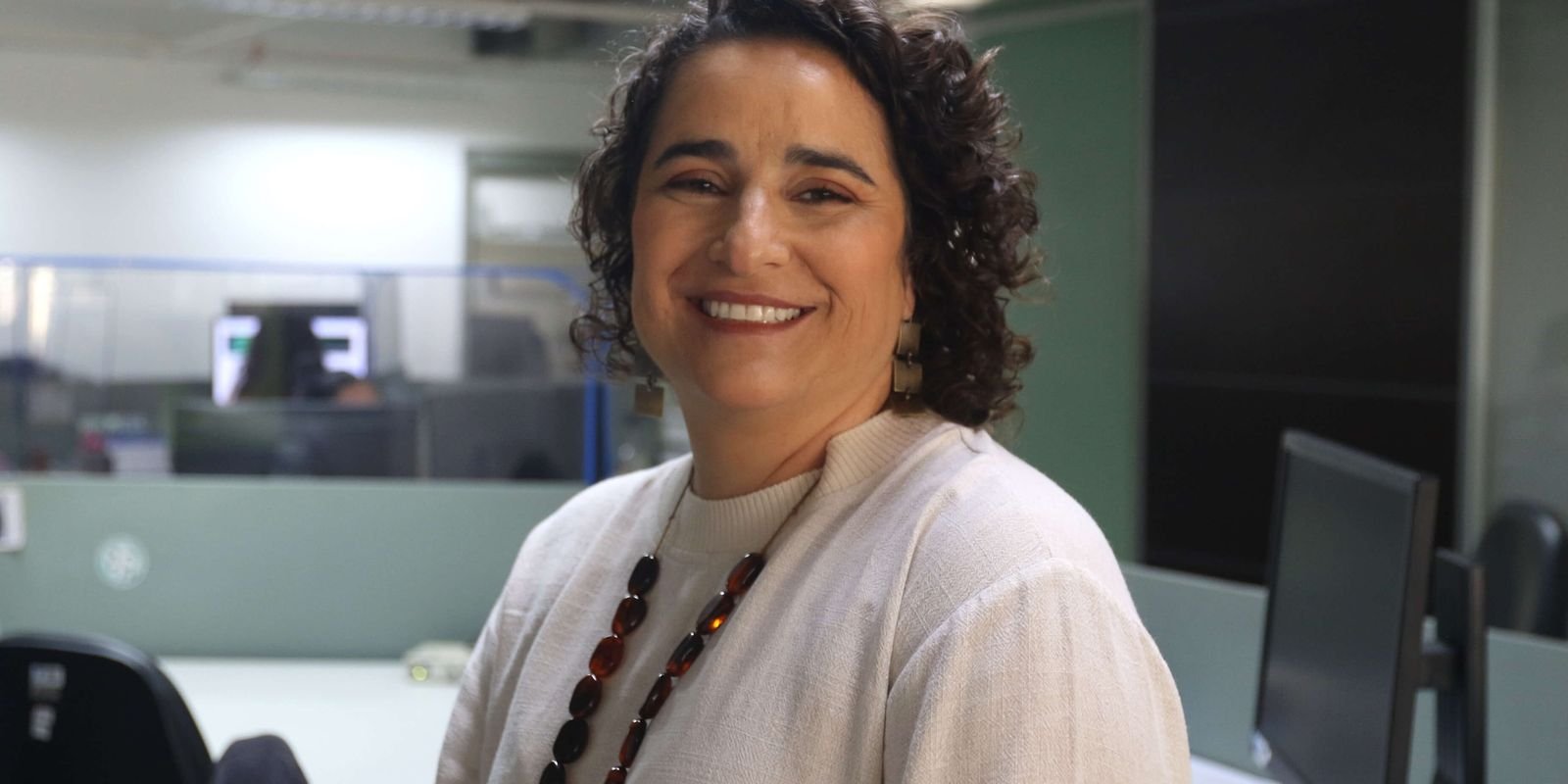 radio-nacional-estreia-narracao-e-equipe-100%-femininas-no-brasileiro