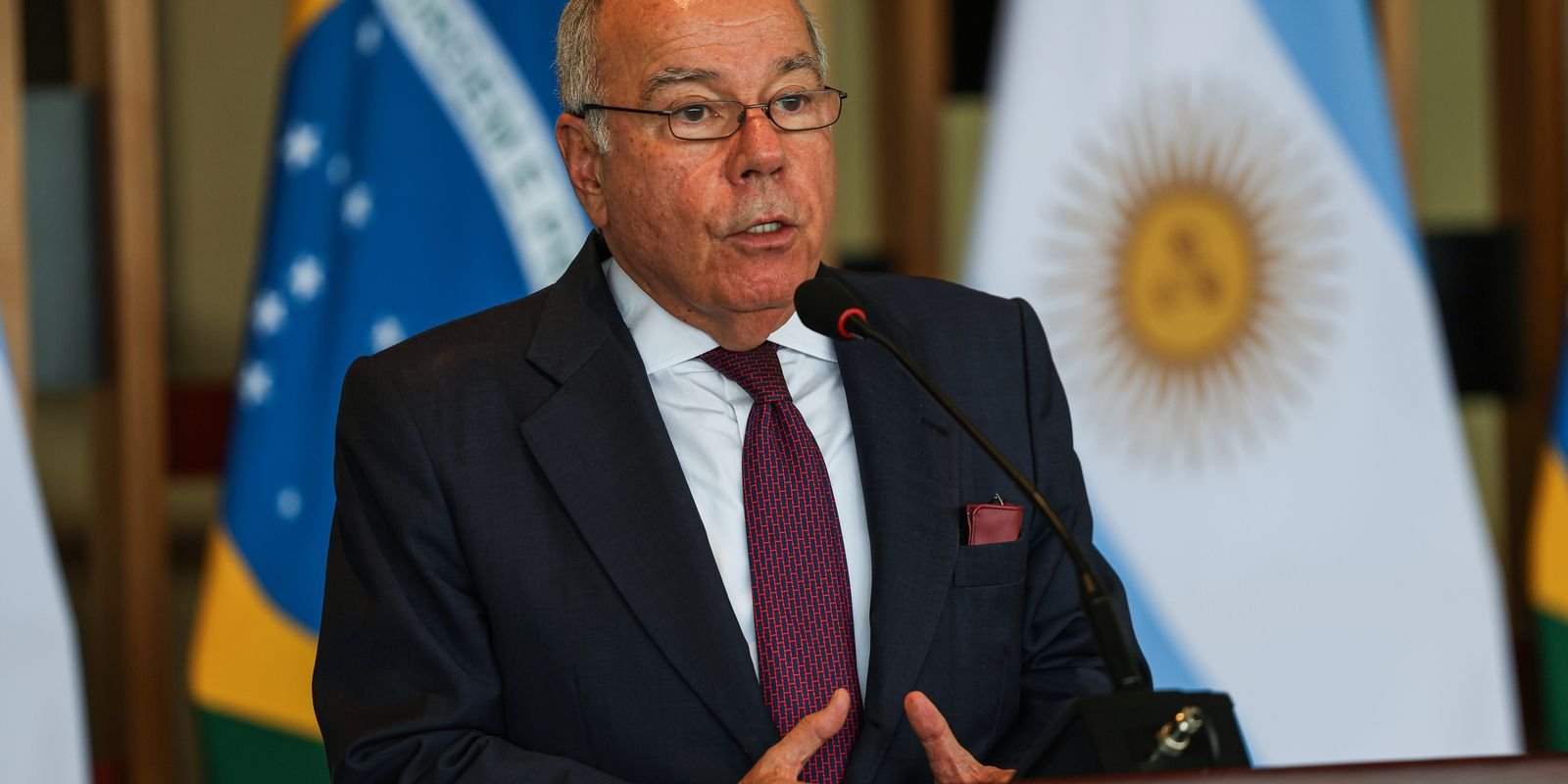 brasil-condena-qualquer-ato-de-violencia,-diz-chanceler-sobre-ira