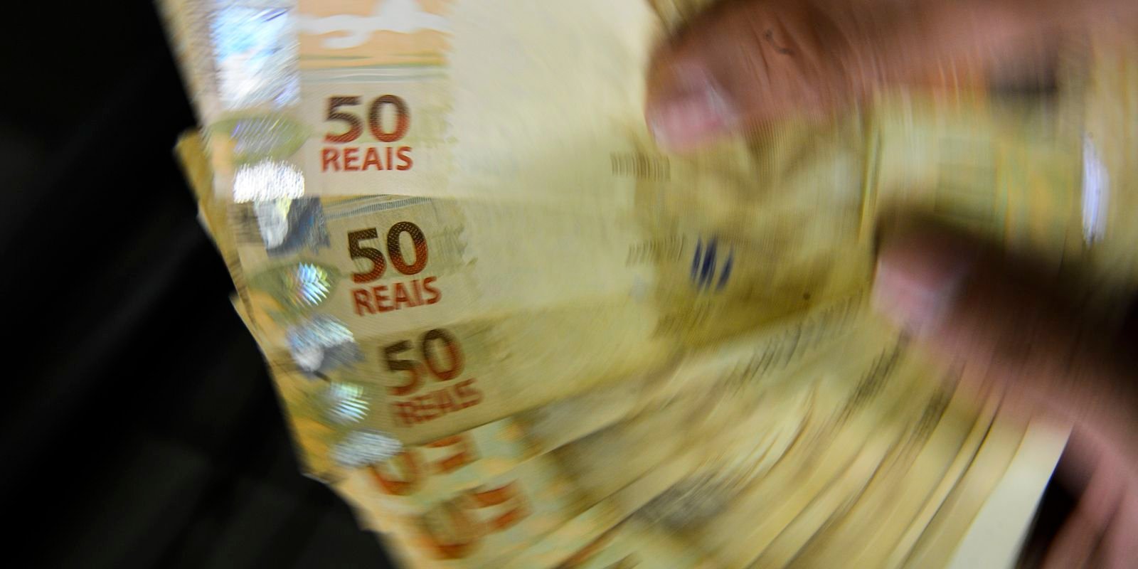 governo-propoe-salario-minimo-de-r$-1.502-em-2025