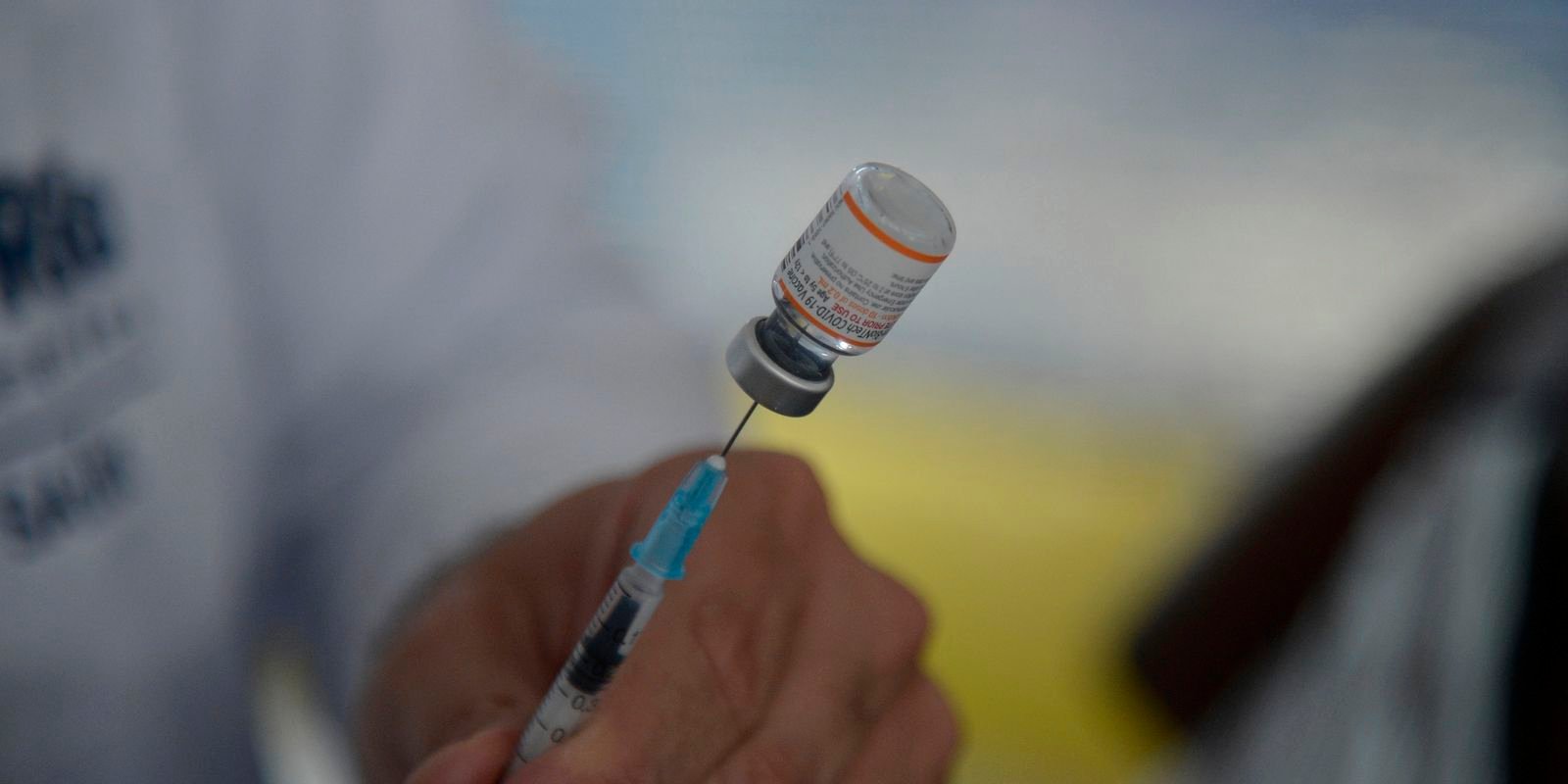 nova-vacina-contra-a-covid-19-chega-a-populacao-em-15-dias