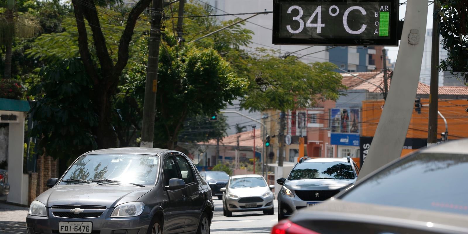 massa-de-ar-quente-e-seco-atinge-parte-do-brasil-ate-sabado