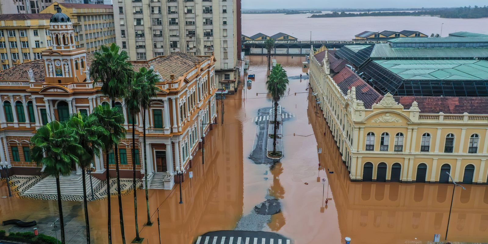 chuva-suspende-limpeza-do-mercado-publico-de-porto-alegre