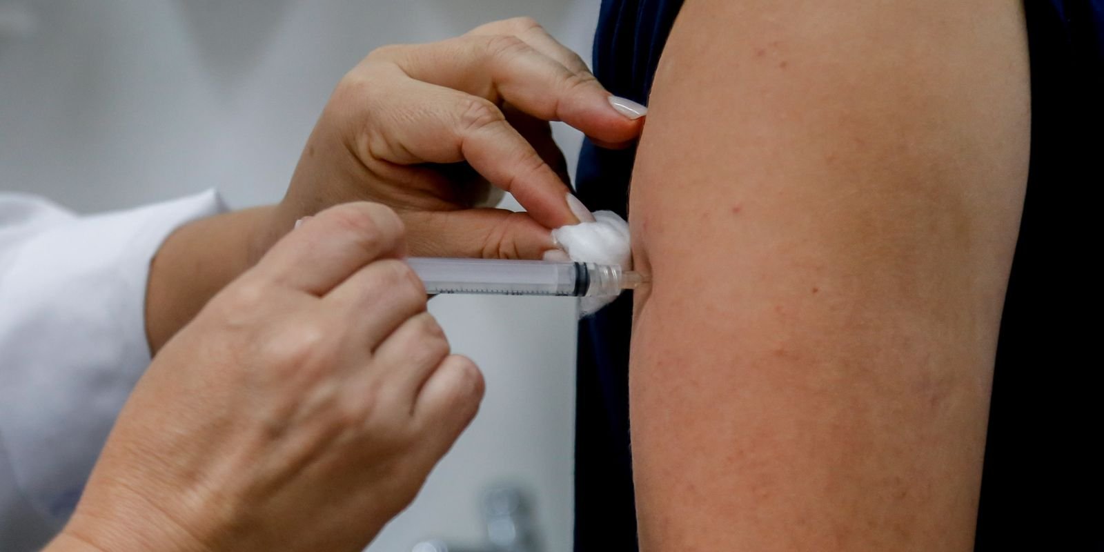 dengue-permanece-como-preocupacao-no-rs,-diz-ministra