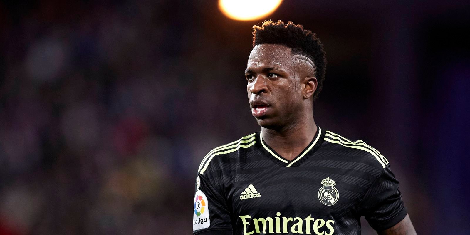 vinicius-junior-celebra-punicao-de-agressores-racistas-na-espanha