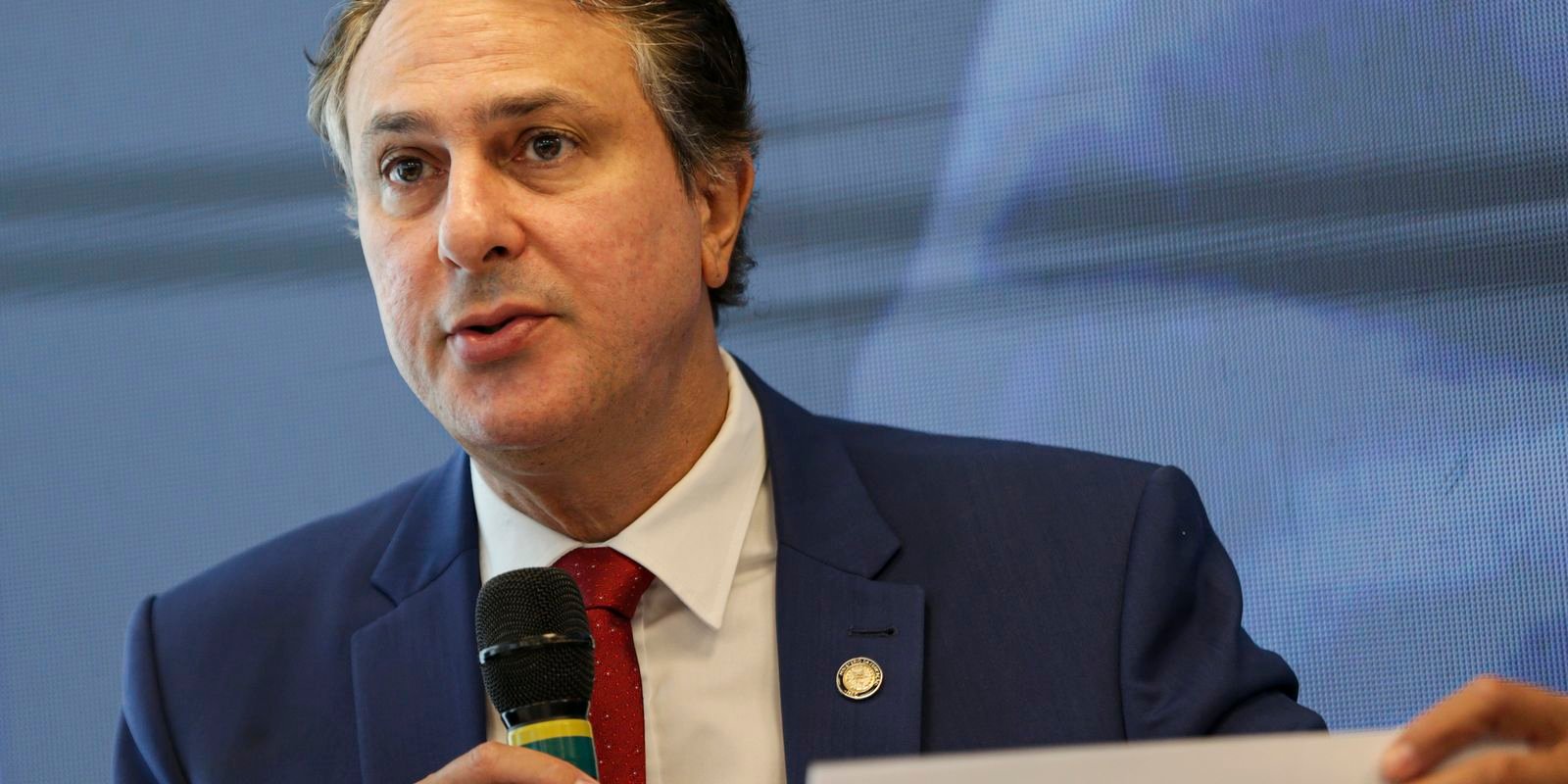 ministro-diz-que-nao-pode-haver-teto-de-gastos-para-educacao