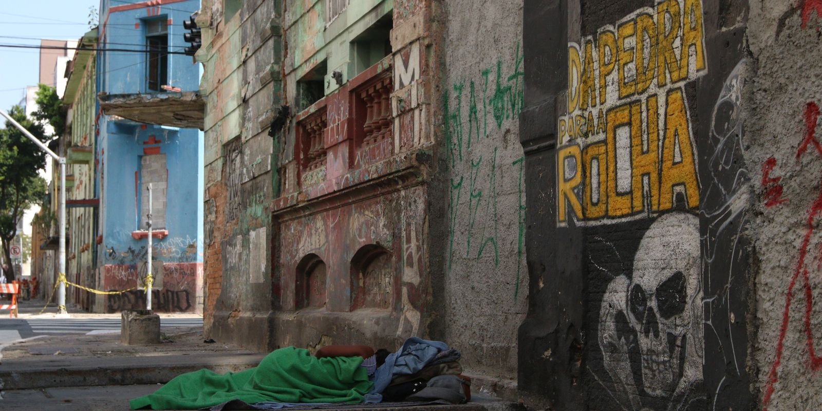 pais-tem-300,8-mil-pessoas-em-situacao-de-rua,-mais-de-80-mil-em-sp