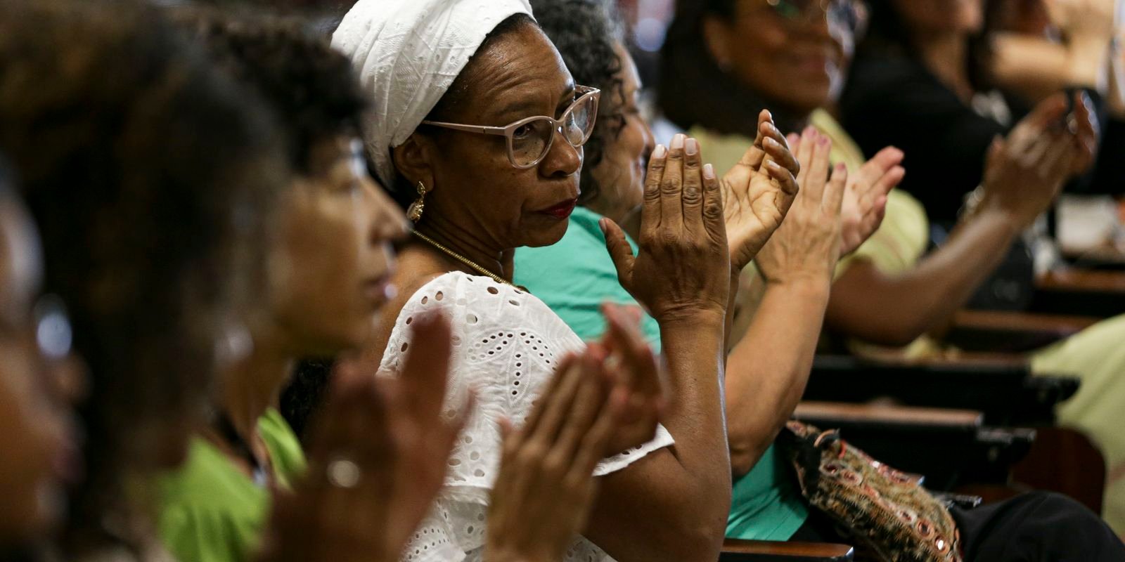coalizao-de-entidades-lanca-campanha-por-mais-negros-nos-parlamentos